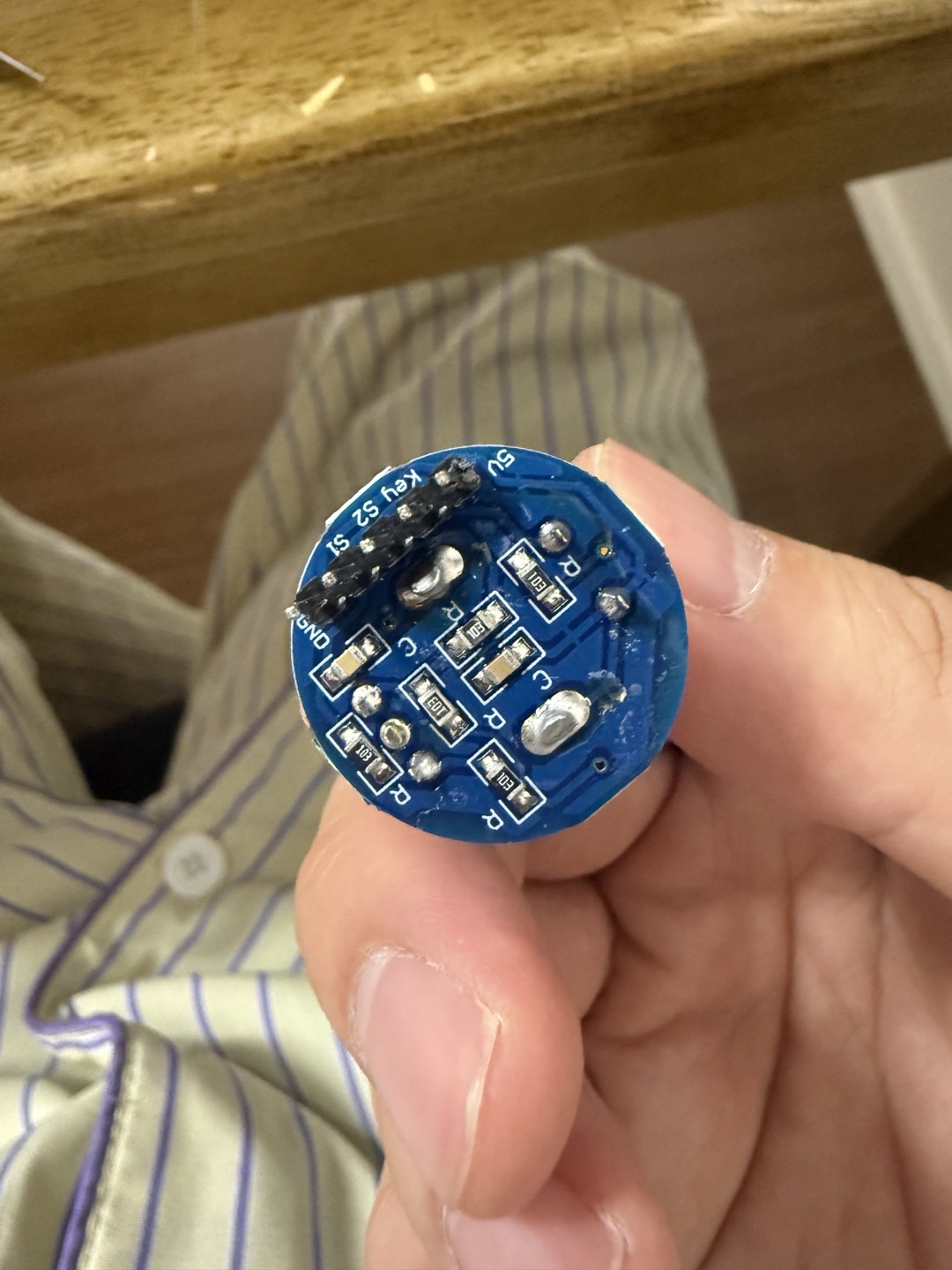 로터리 엔코더 뒷면 PCB — RC 필터 회로